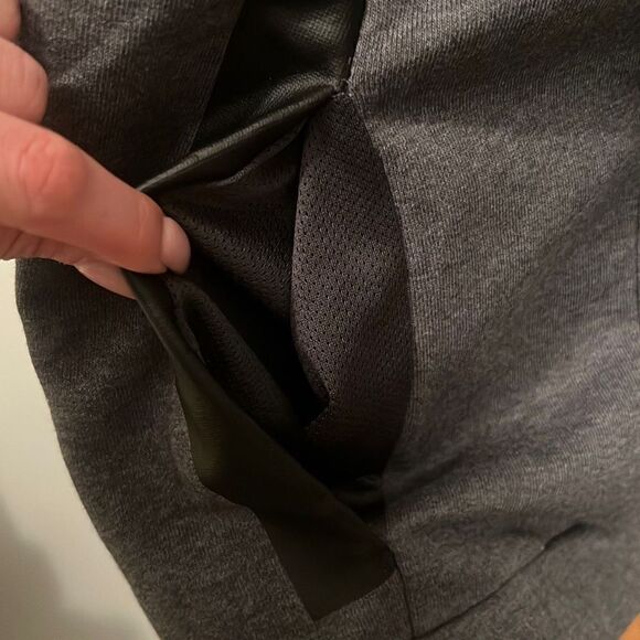 Classic Adidas Athletic Pullover  - Picture 4 of 12